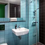 The Social Hub Hotel 3*