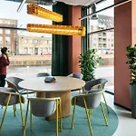 The Social Hub Hotel 3*