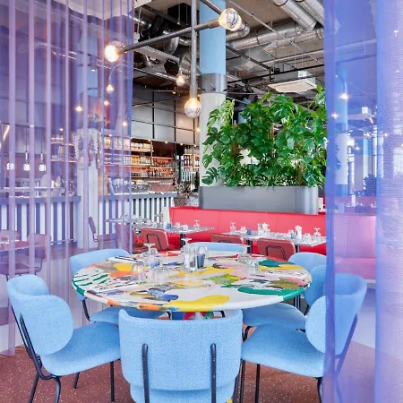 Hotel The Social Hub 3*