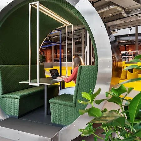 The Social Hub Hotel 4*