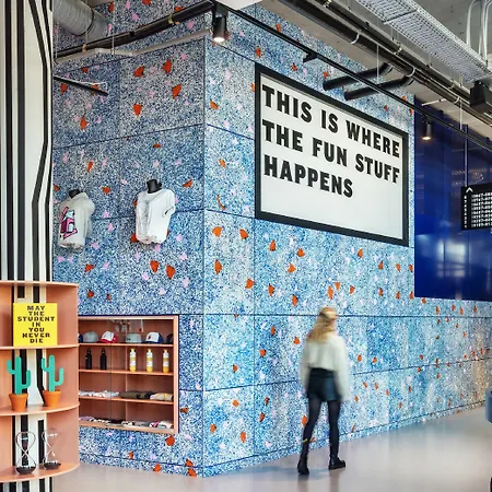 The Social Hub 4* Delft