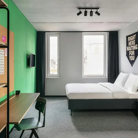 The Social Hub Hotel