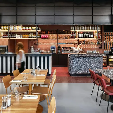 호텔 The Social Hub