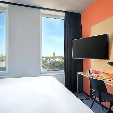 The Social Hub Hotel Delft