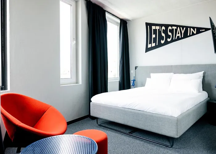 The Social Hub Hotel 3*